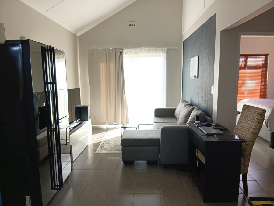 2 Bedroom Property for Sale in Kidds Beach Eastern Cape